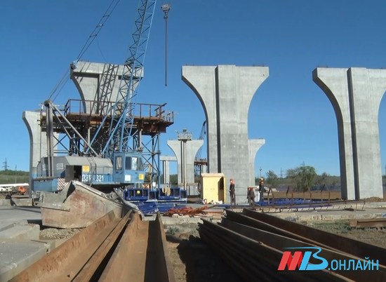 Новый мост через ВДСК на юге Волгограда планируют открыть в 2022 году